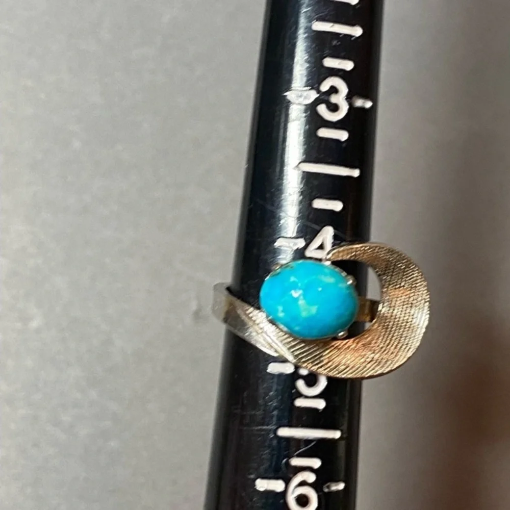 Vintage sterling silver blue turquoise ring size 4.5